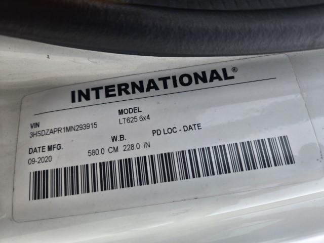 2021 International LT625-27