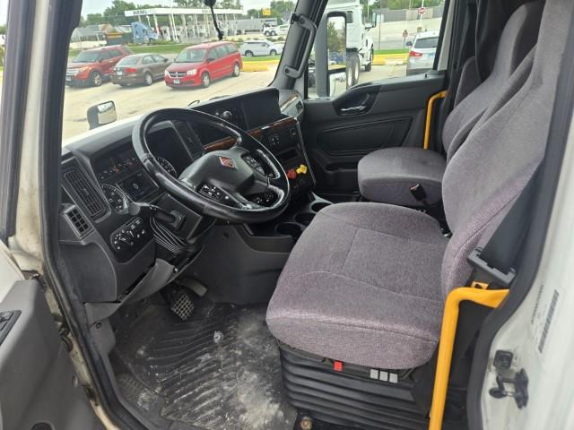 2021 International LT625-7