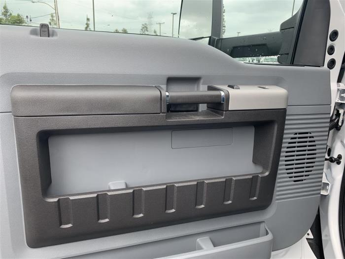 2027 Ford F-650-10