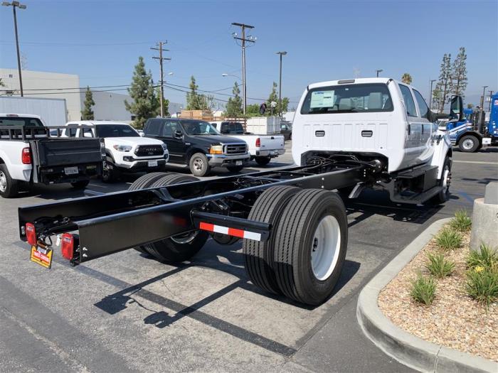 2027 Ford F-650-5