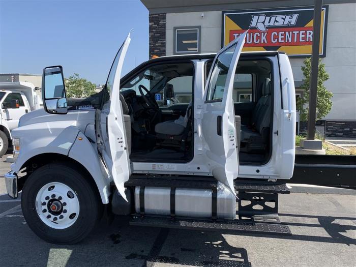 2027 Ford F-650-11