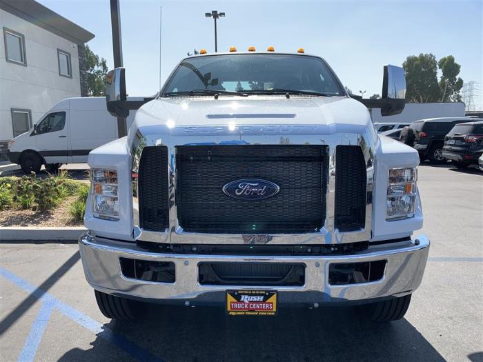 2027 Ford F-650-7