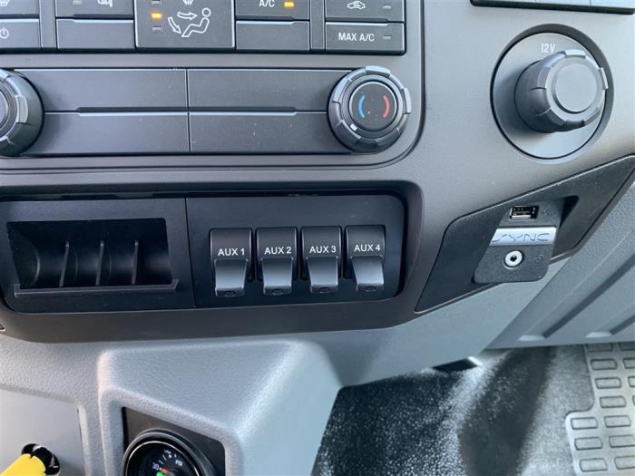 2027 Ford F-650-23
