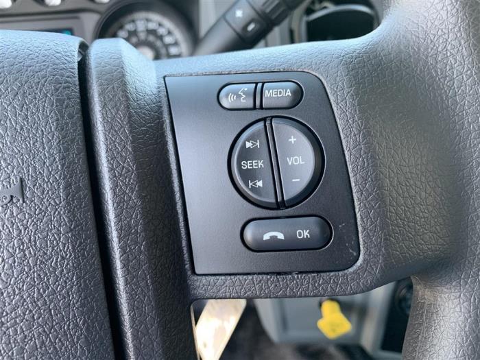 2027 Ford F-650-28