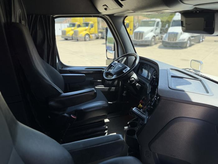2024 Freightliner Cascadia-29