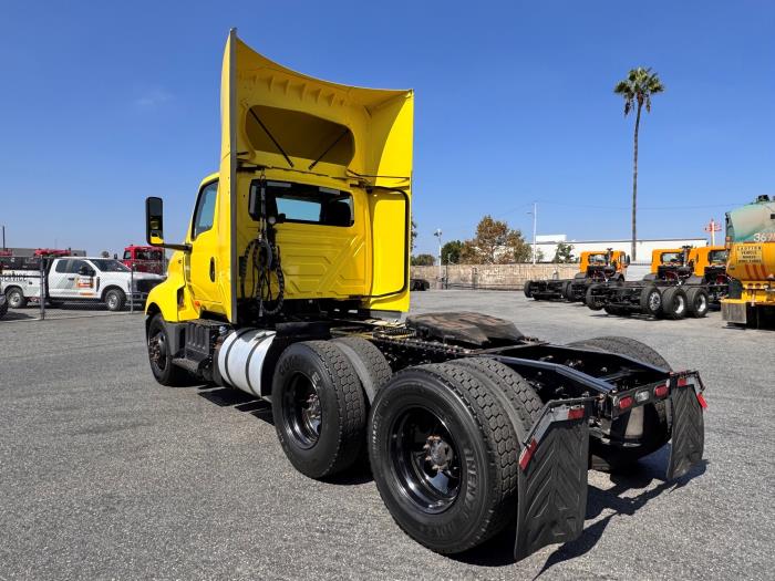 2023 International LT625-6