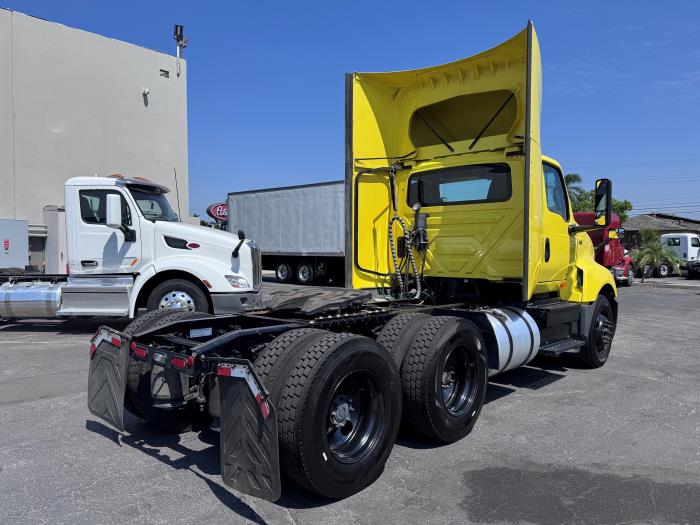 2023 International LT625-4
