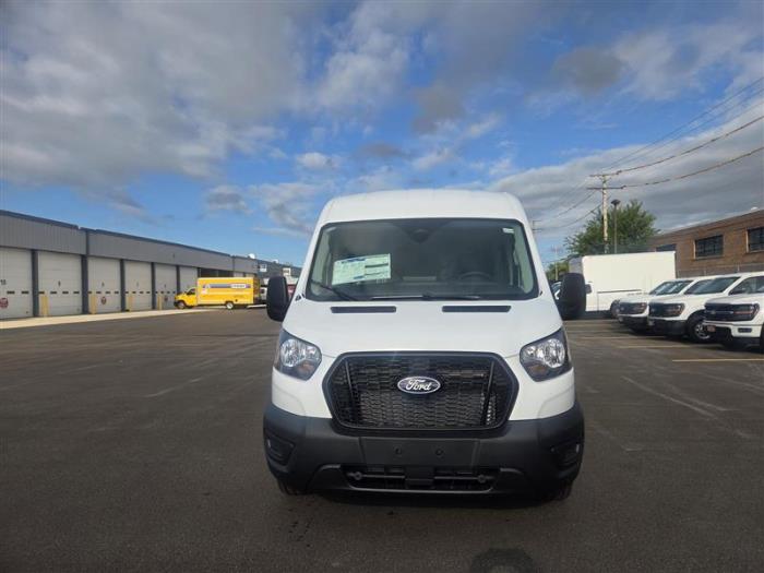 2026 Ford Transit-250-2