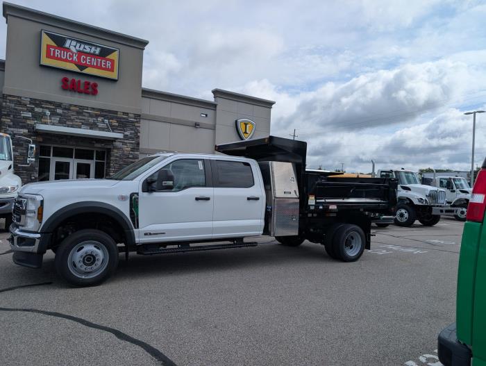 2026 Ford F-550-1