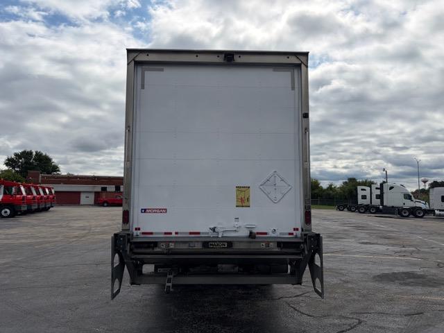 2021 Freightliner Business Class M2 106-3