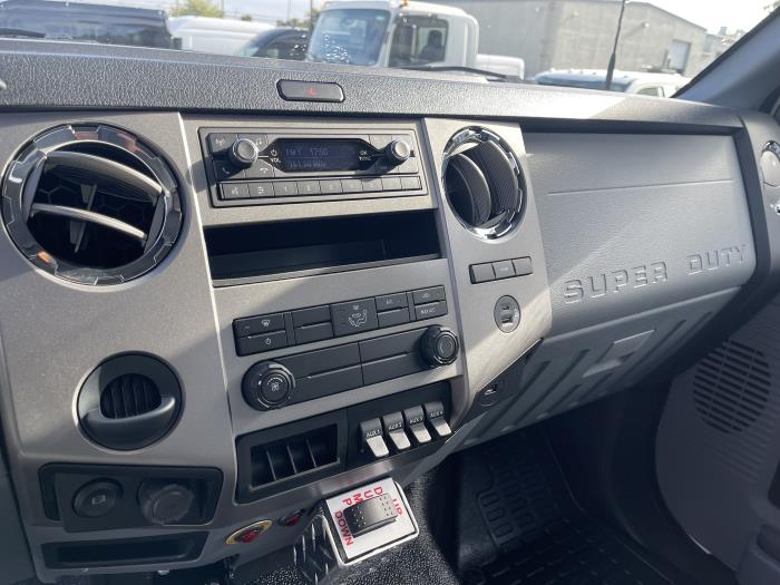 2027 Ford F-650-17