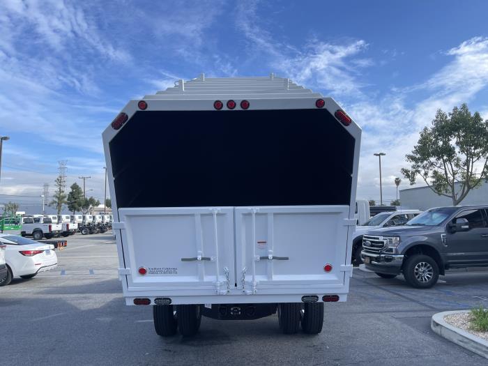 2027 Ford F-650-26