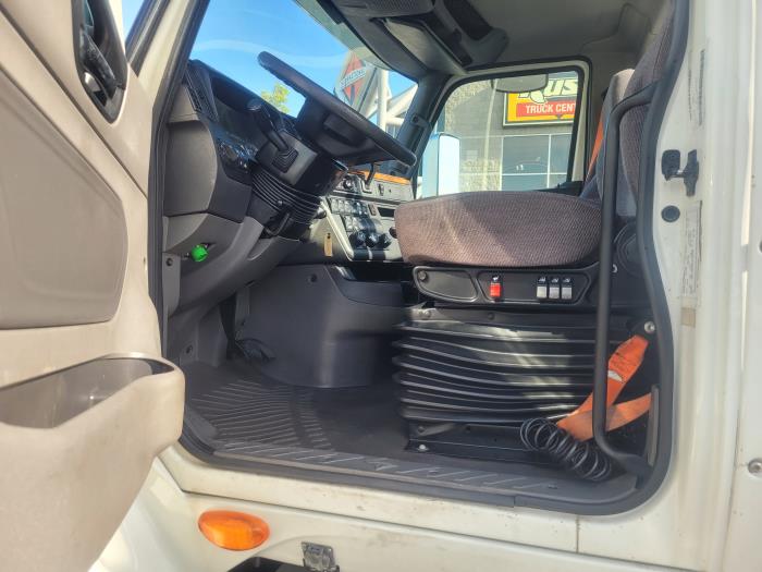 2020 International LT625-10