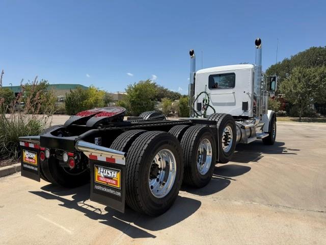 2027 Peterbilt 589-6