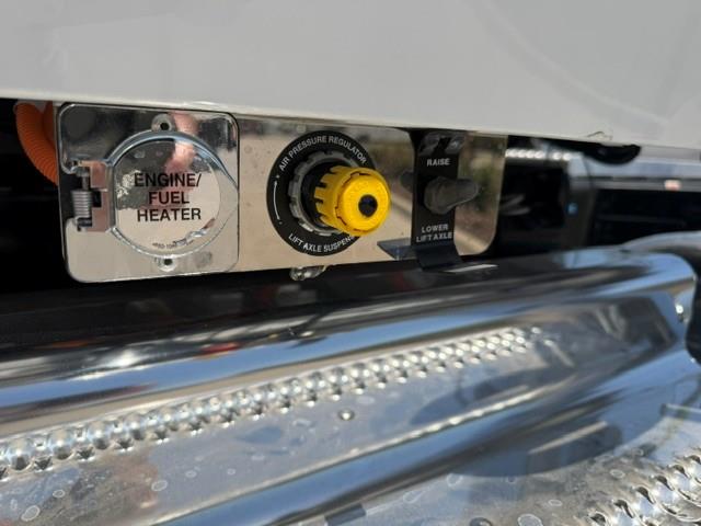2027 Peterbilt 589-16