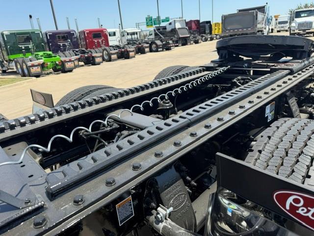 2027 Peterbilt 589-20
