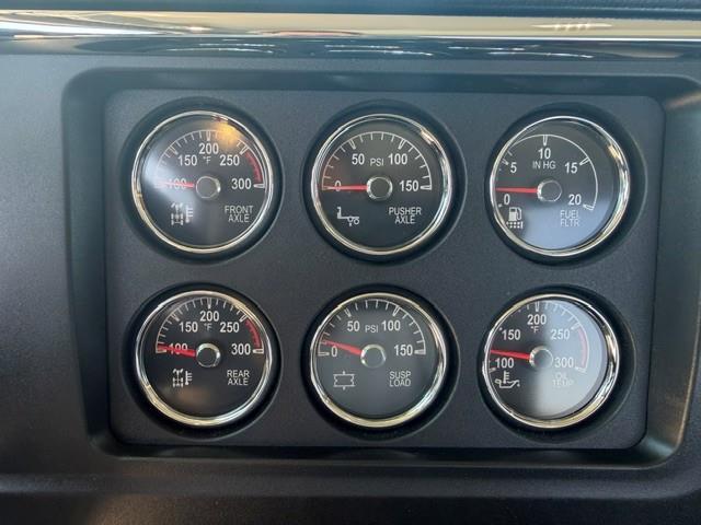 2027 Peterbilt 589-42