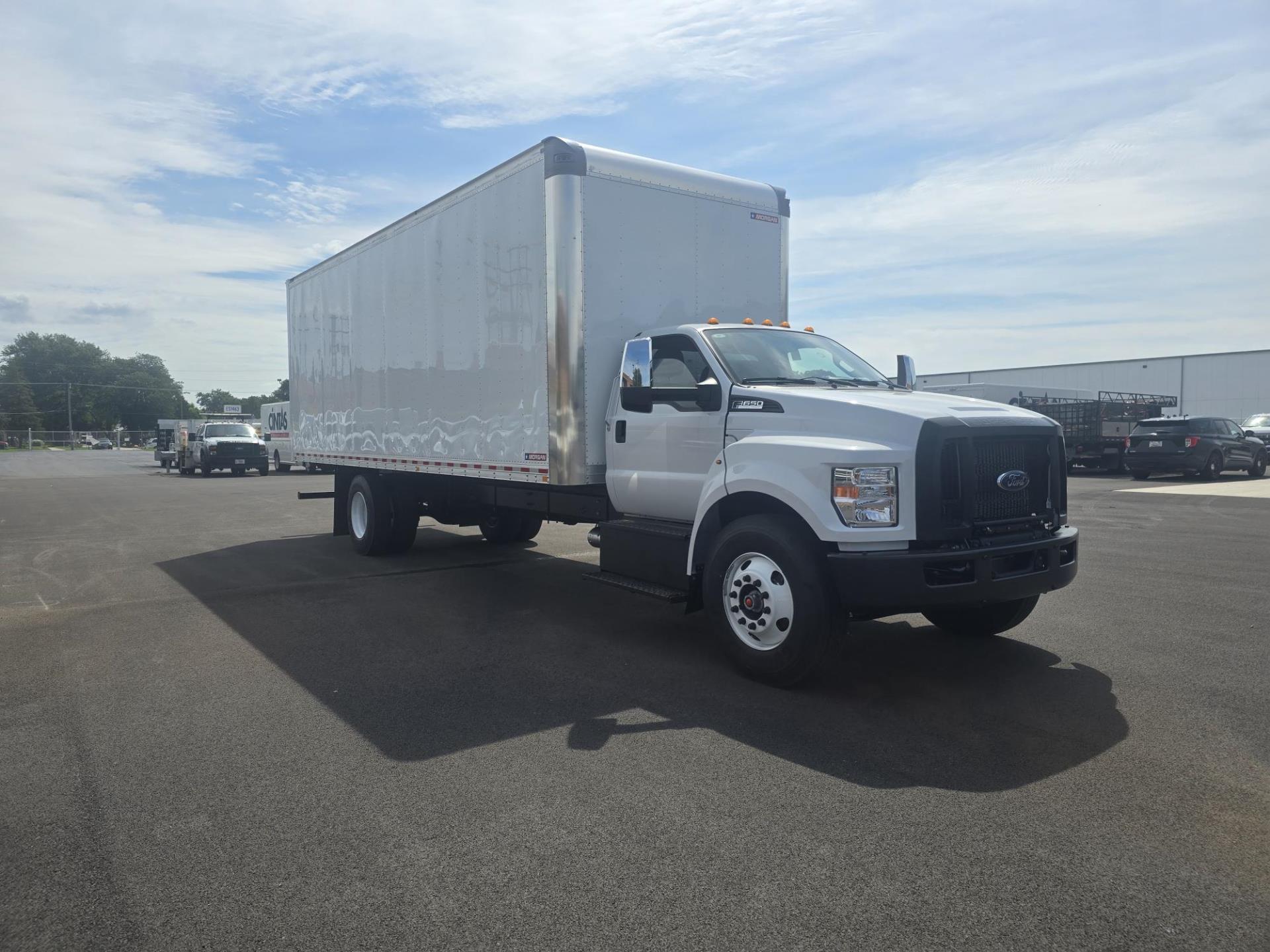 2027 Ford F-650 Regular Cab DRW 4x2 Morgan Truck Body Box Truck for sale #2069341 - photo 1