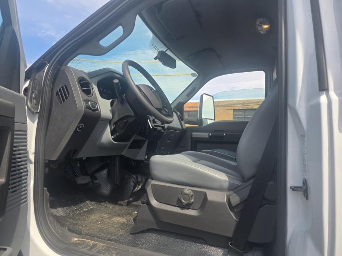 2027 Ford F-650-11