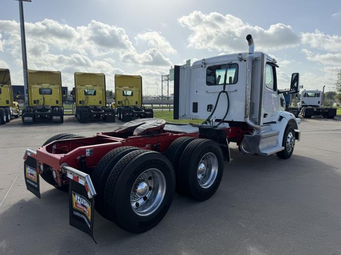 2024 Peterbilt 567-4
