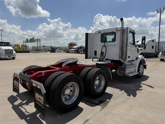2024 Peterbilt 567-4