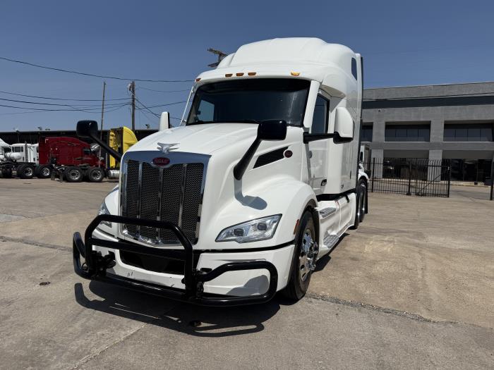 2023 Peterbilt 579-23