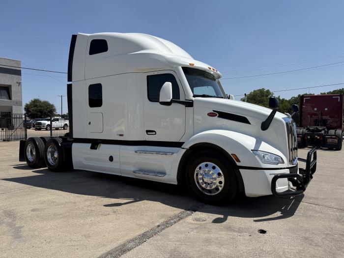 2023 Peterbilt 579-29