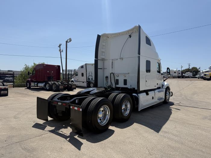 2023 Peterbilt 579-34