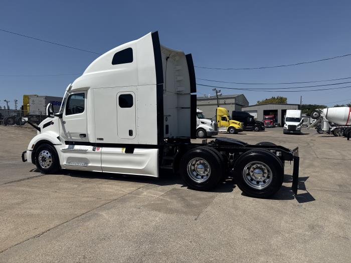2023 Peterbilt 579-41