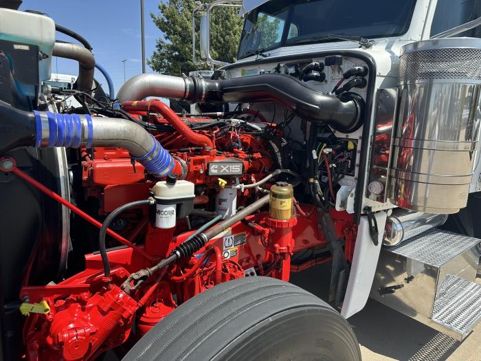 2023 Peterbilt 389-14