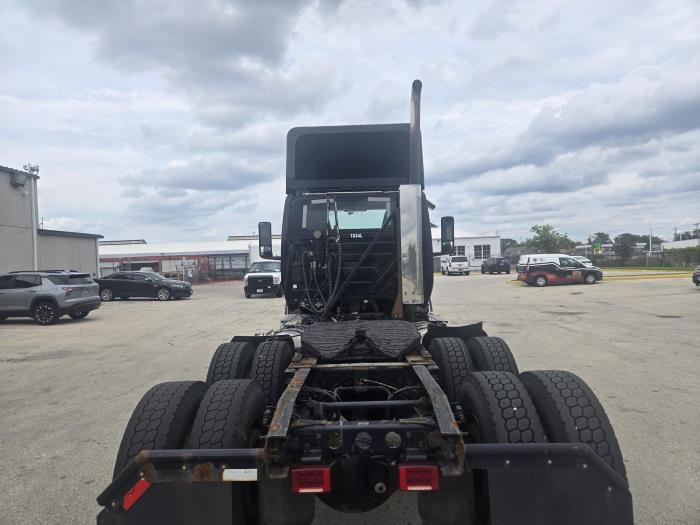 2020 International LT625-7