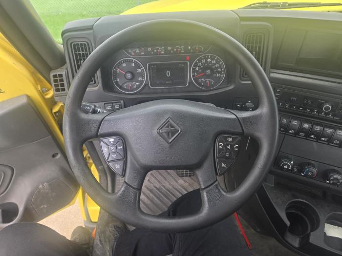 2023 International LT625-8