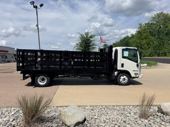2026 Isuzu NPR-4