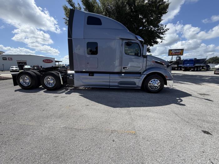 2023 Peterbilt 579 — photo 6