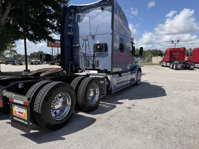 2023 Peterbilt 579 — photo 8