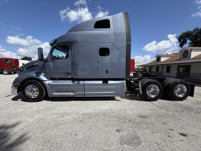 2023 Peterbilt 579 — photo 7