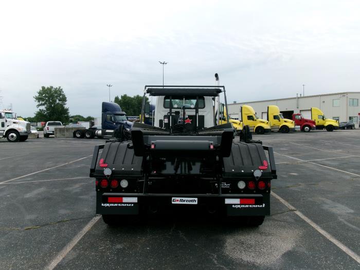 2026 International HX620-4
