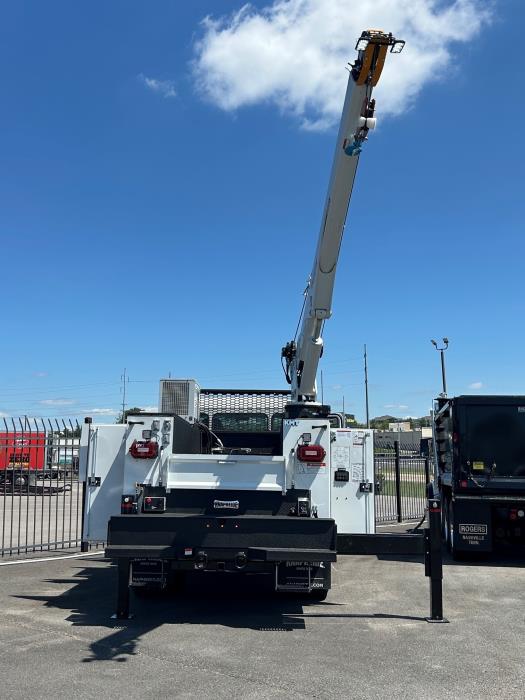 2027 Peterbilt 536-26