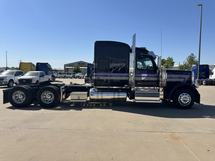 2025 Peterbilt 589-5