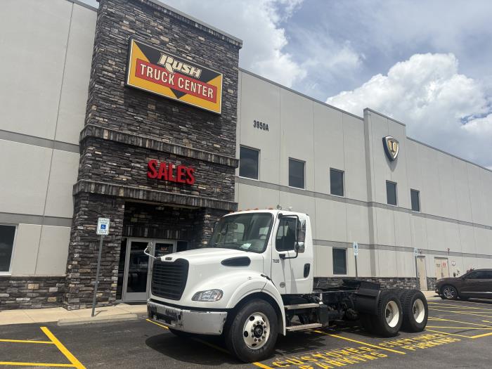 2021 Freightliner Business Class M2 112-3