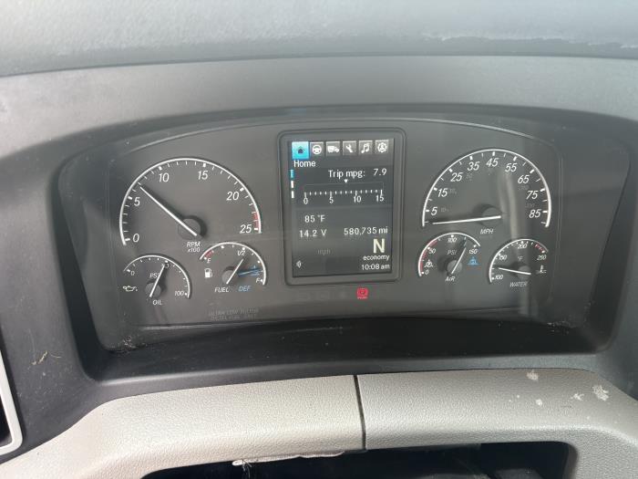 2022 Freightliner Cascadia-7