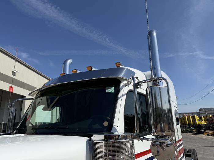 2027 Peterbilt 589-13