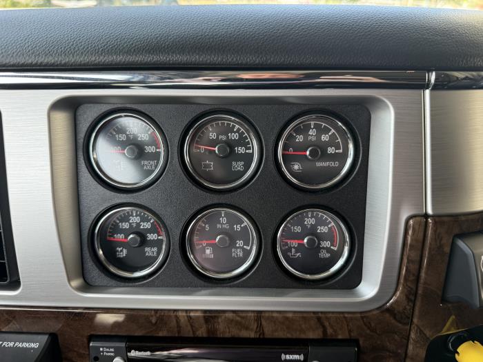 2027 Peterbilt 589-42