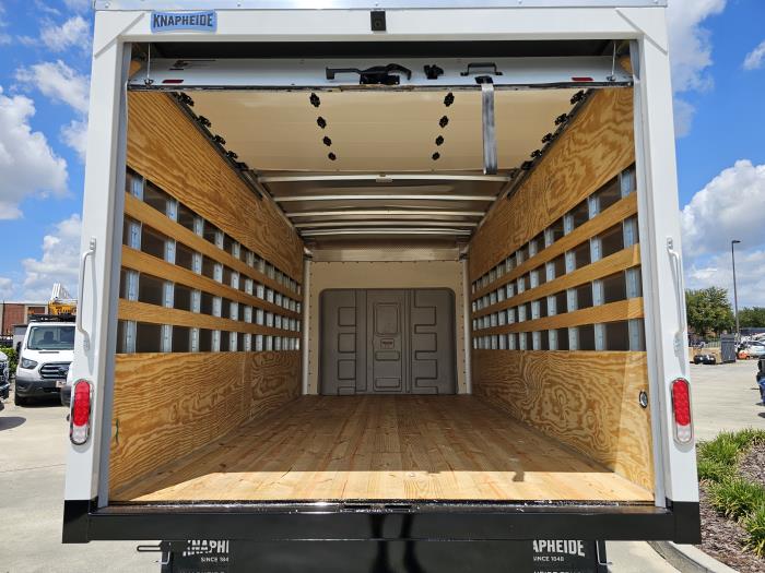 2027 Ford E-450-13