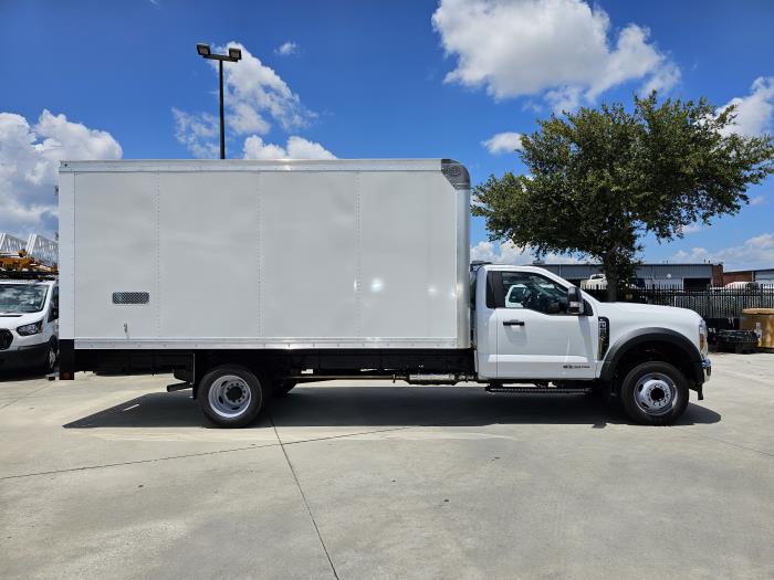 2026 Ford F-550-4