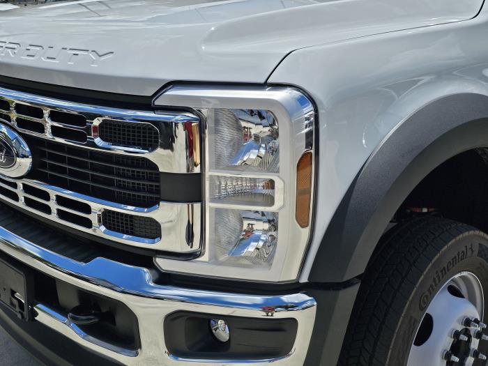 2026 Ford F-550-12