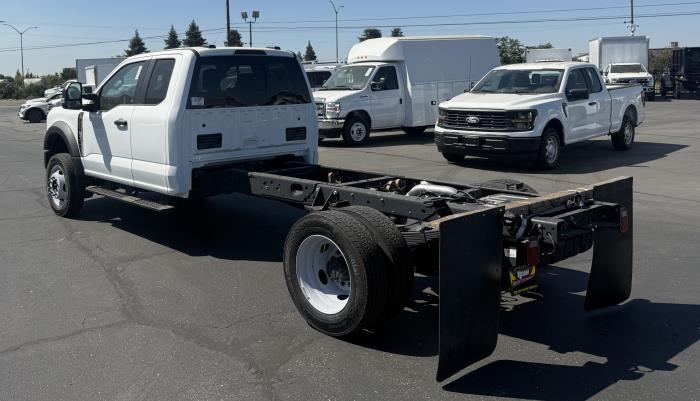 2026 Ford F-550-3