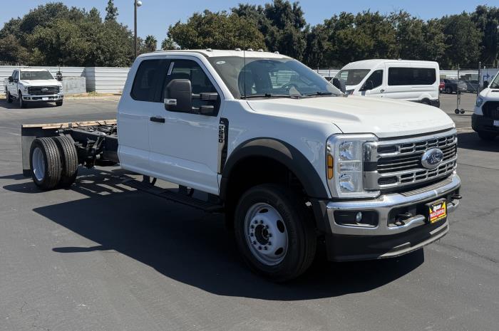 2026 Ford F-550-1