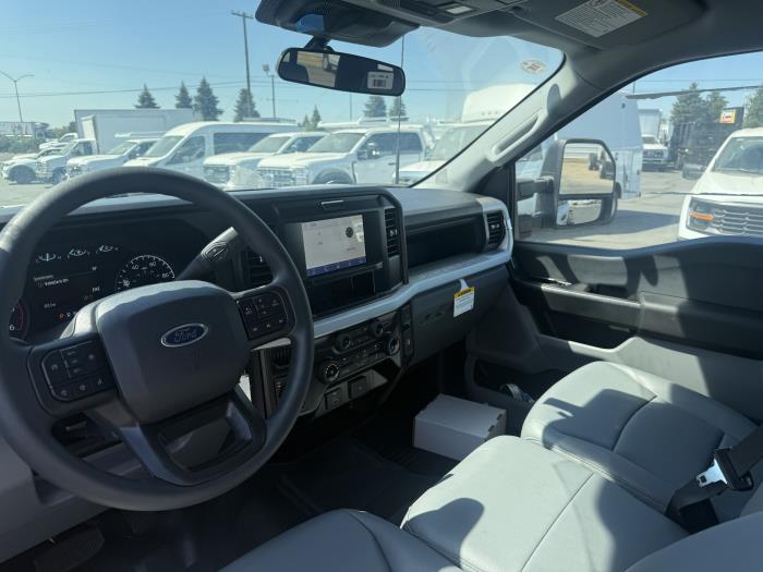 2026 Ford F-550-9
