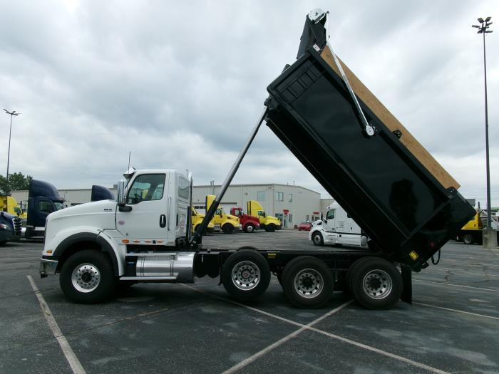 2026 International HX620-8